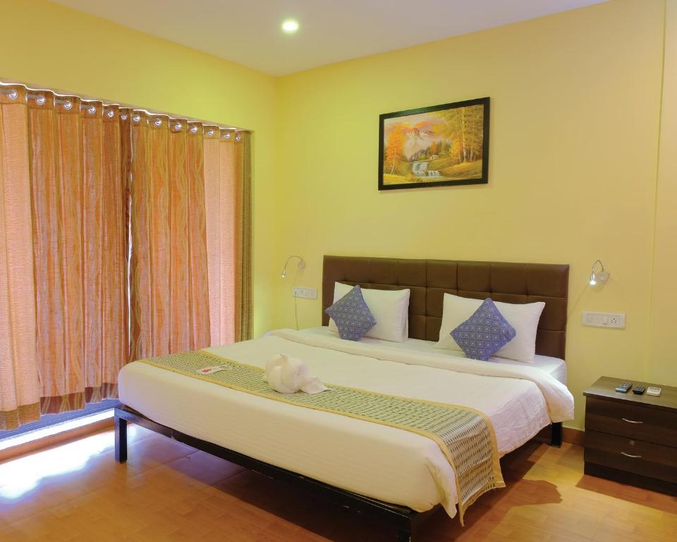 The Byke Royal Pearl Hotel Anjuna Exterior photo