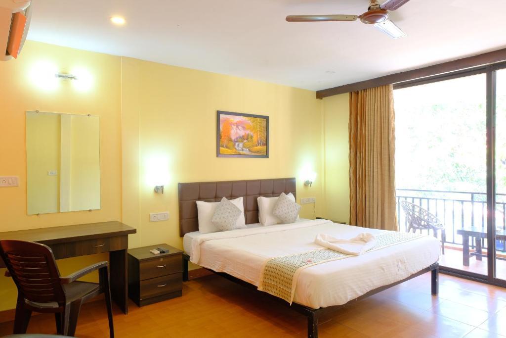 The Byke Royal Pearl Hotel Anjuna Exterior photo